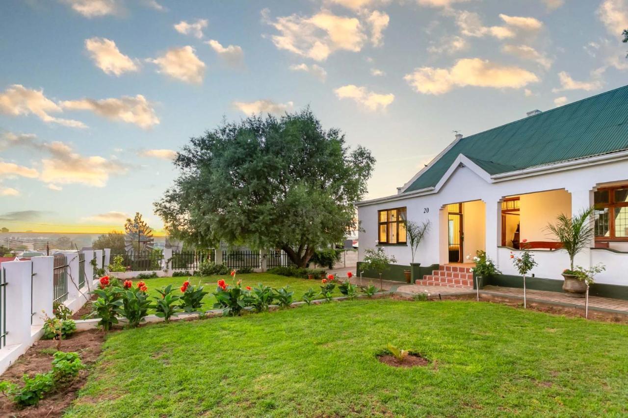 אאודטסהורן Ravenscliff Villa מראה חיצוני תמונה